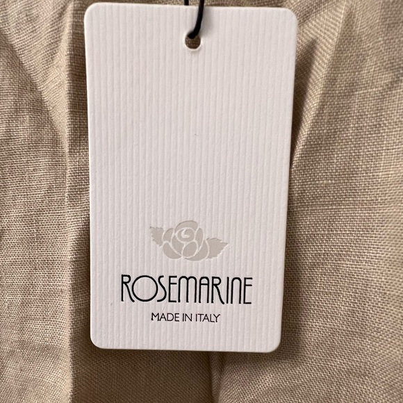 Woman’s dress - Picture 3 of 7